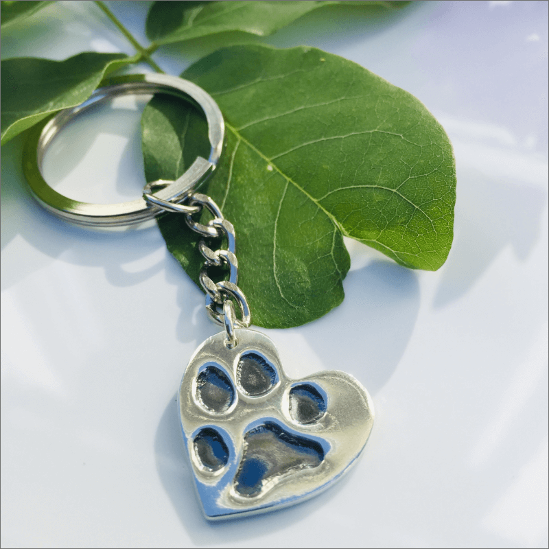 Paw-Print-Memorial-Keychain-1